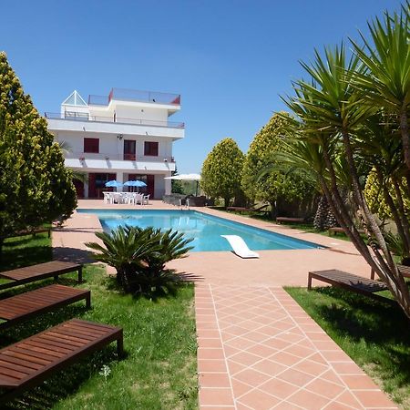 B&B Diamante Nissoria Exterior foto