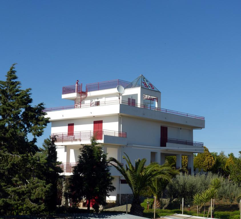 B&B Diamante Nissoria Exterior foto